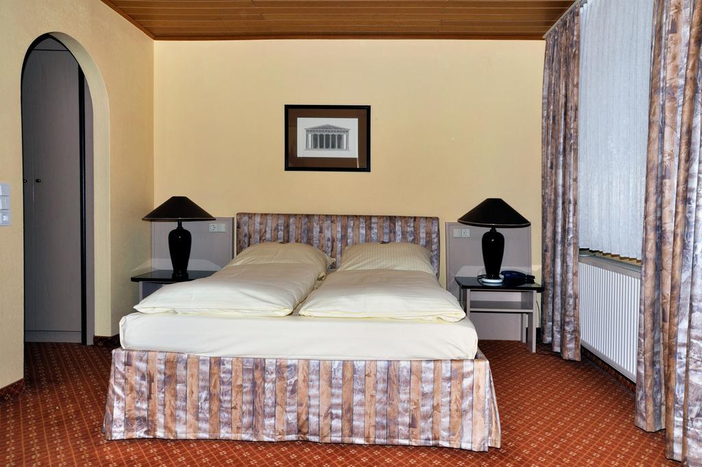 Hotel Zum Baecker Udenhain Luaran gambar