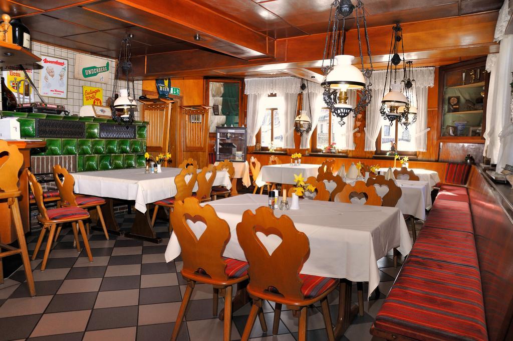 Hotel Zum Baecker Udenhain Luaran gambar